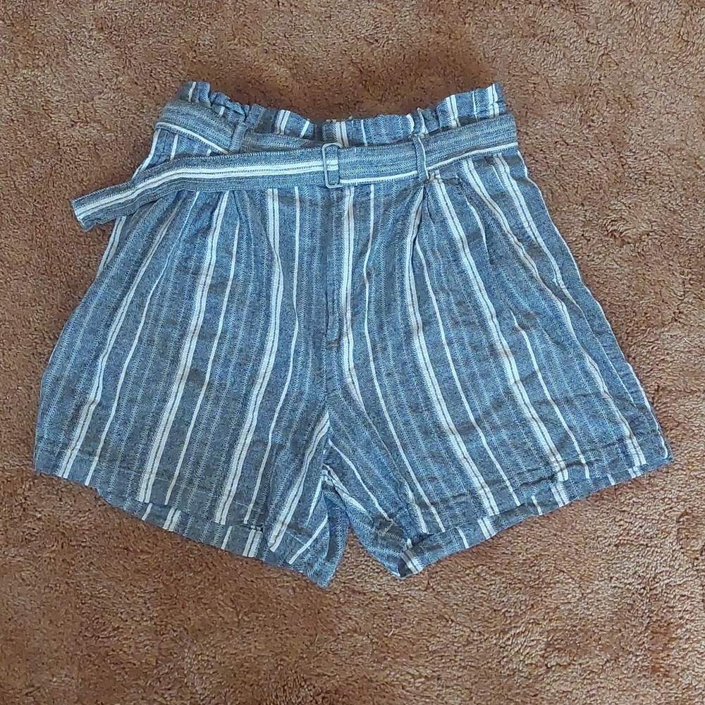 Banana Republic size 14 striped linen blend shorts paper bag paperbag short belt